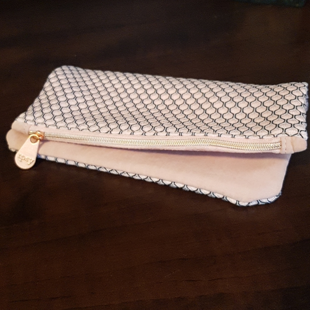 Cute Clutch in dusty rose 🌹